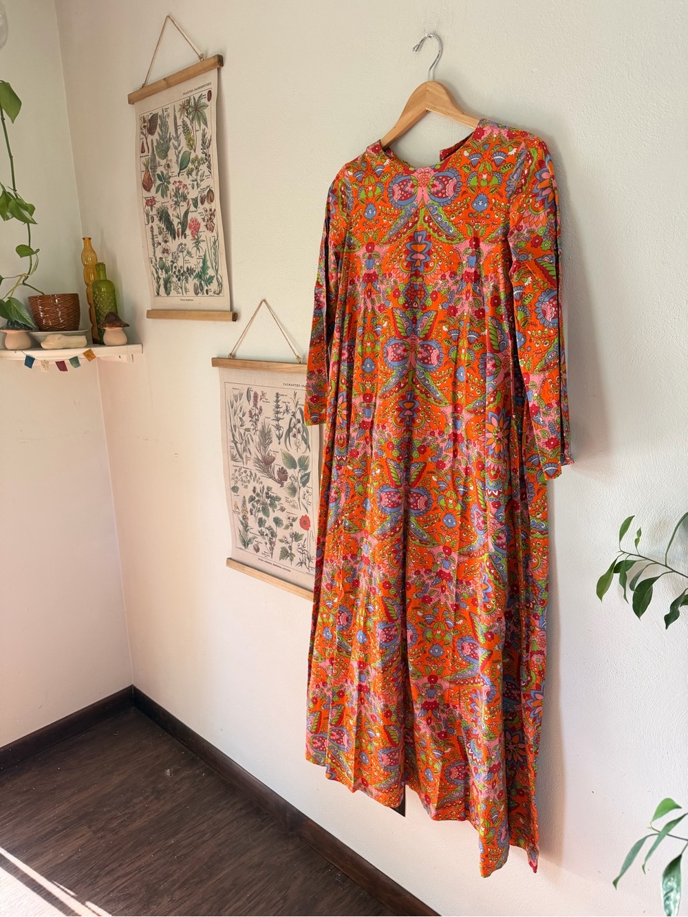 1960s/ 1970s Vintage - Bohemian Orange Floral Mama Cass Maxi Dress